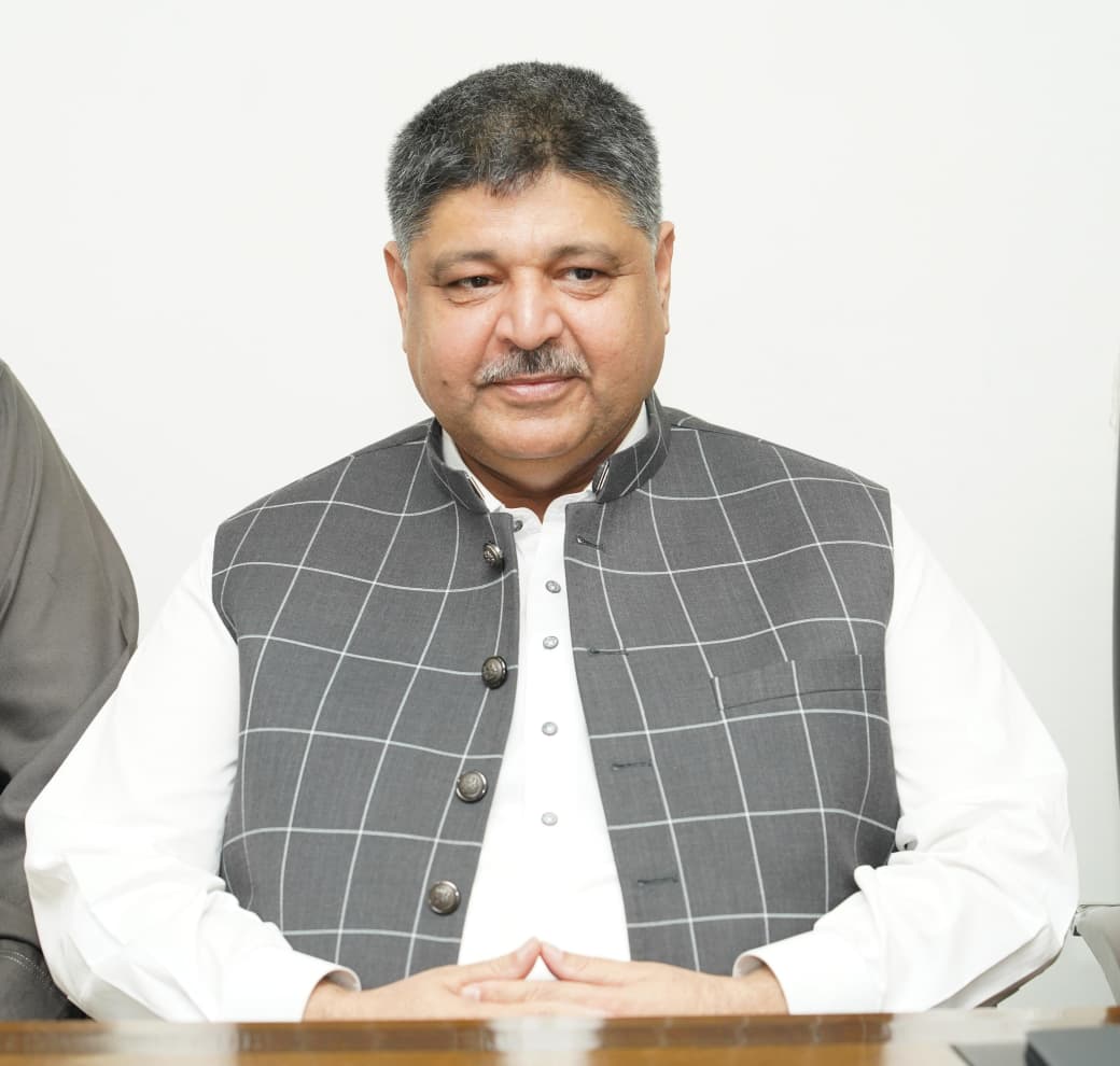 IPPPunjab's tweet photo. ۔استحکام پاکستان پارٹی کے قائد صدر عبدالعلیم خان اور آئی پی پی کی قیادت پر مکمل اعتماد کا اظہار اور الیکشن میں  بھرپور حمایت کا اعلان
#AleemKhan #FederalMinister https://t.co/9VBXQsFhAP