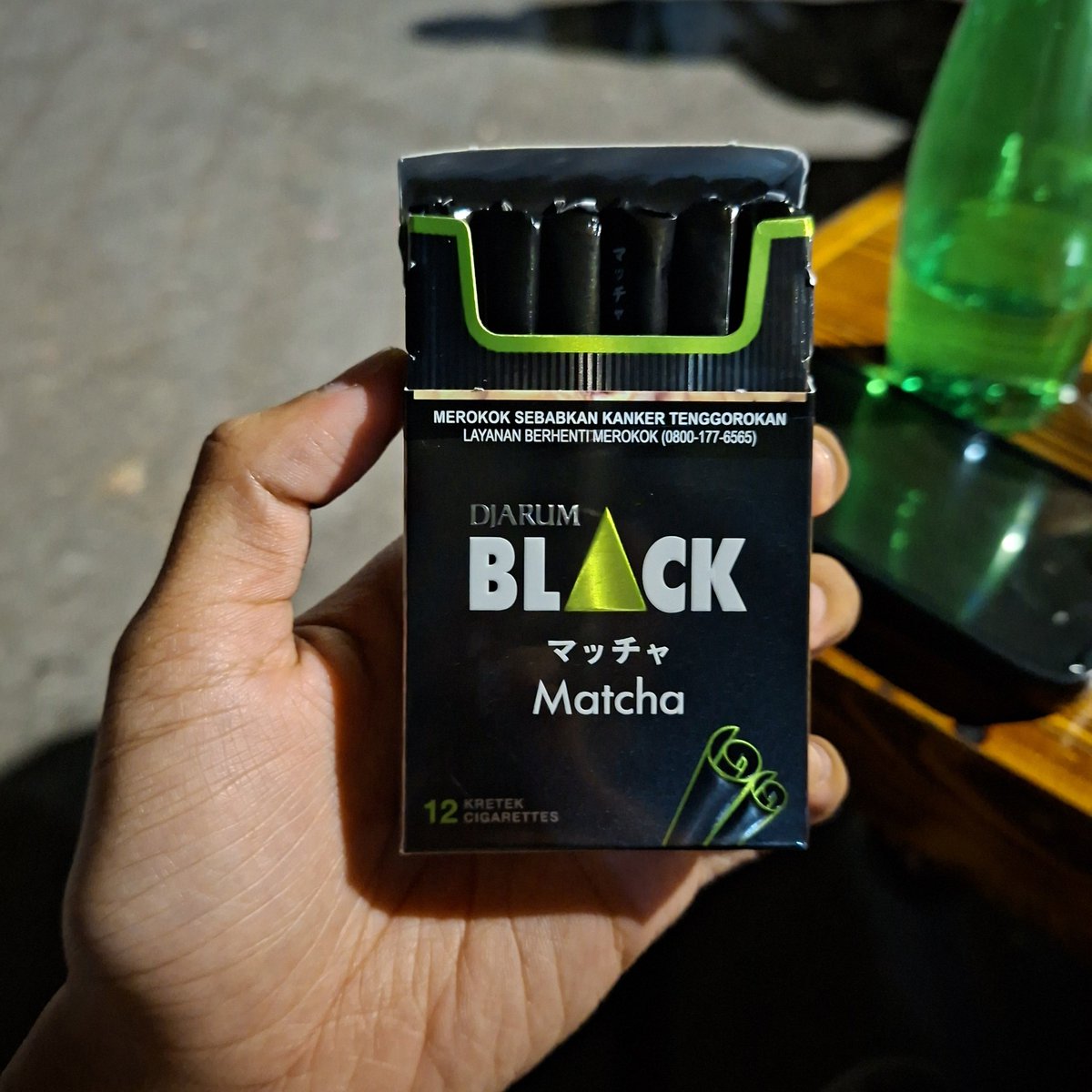 yeppilog's tweet photo. Cinta ini bersemi di Black Matcha https://t.co/wG9HuXlIWu