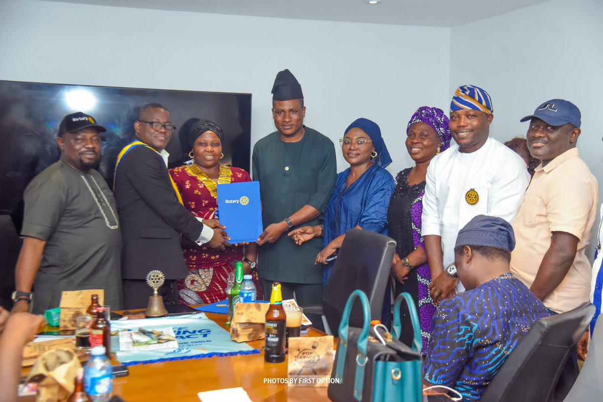 isolo1980's tweet photo. What a memorable fellowship it was, last Friday, as we warmly welcomed two new members into the Rotary Club of Isolo family. It was a moment of fellowship, friendship and renewed commitment to Service Above Self.

We sincerely appreciate our distinguished leaders for their https://t.co/wIwCthoKrV