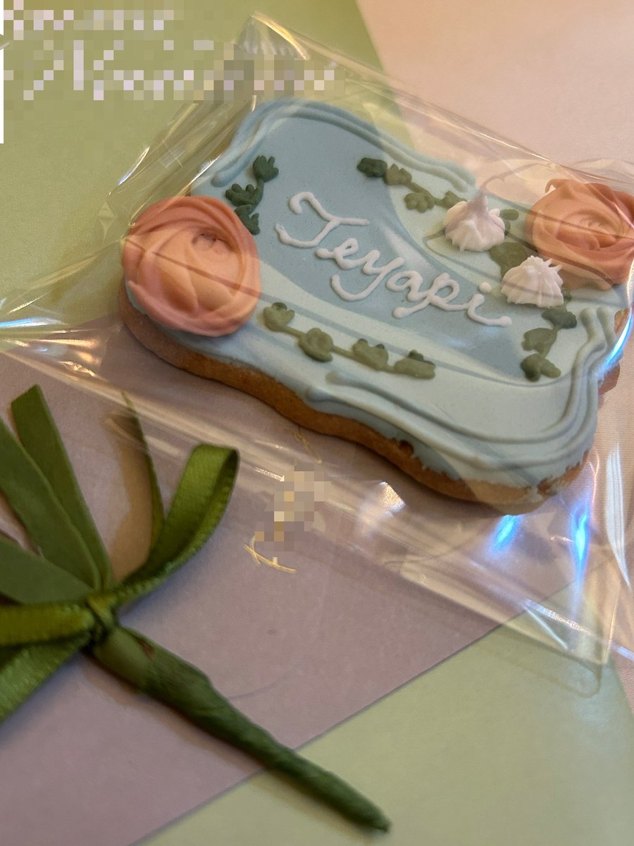 teyapi_'s tweet photo. 友人夫婦の結婚式に行ってきた〜〜！！！！！！！！！！！！！！！！！！！！！！
隣の席の友達と一緒にぽろり泣いた、おめでとうマジで https://t.co/Q8zVw2sfLl