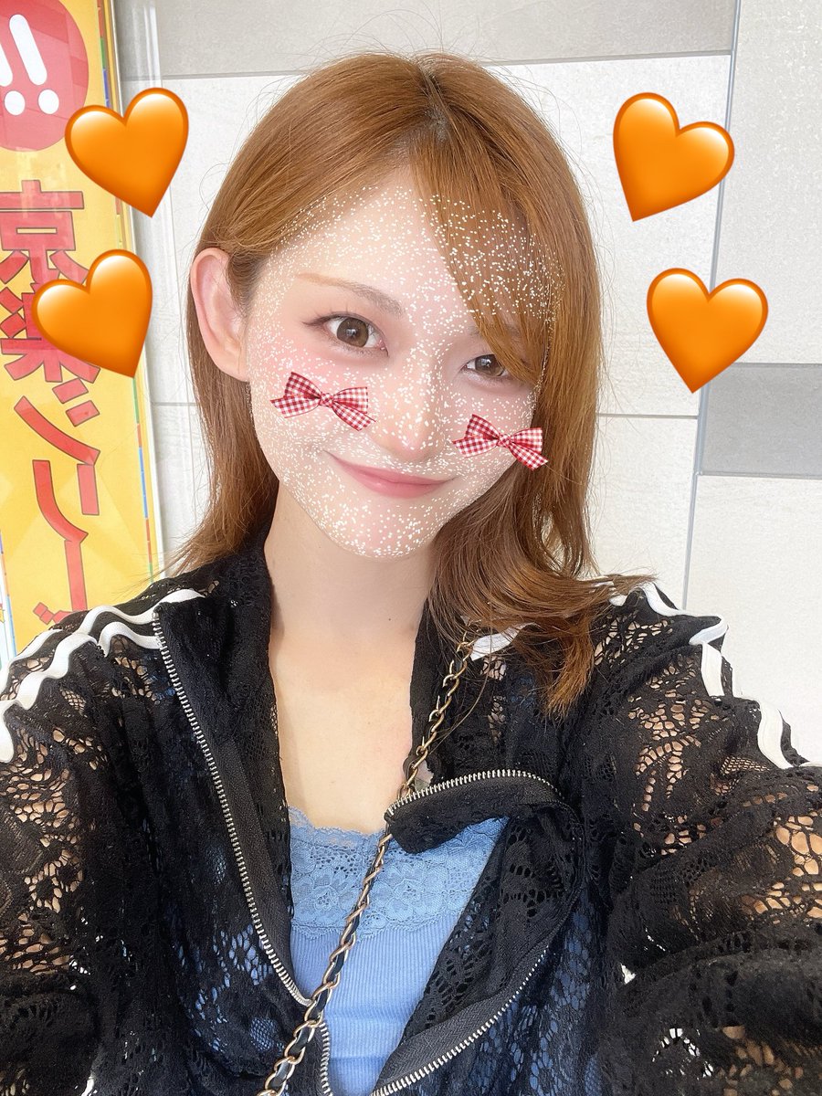sunbaricafe's tweet photo. こんばんは♡ #サンバリ のあんです‼︎

きょうは #まい役涼（@777_bigryo）さん来店ちゅ〜🧡　いつも謙虚で優しくて(〃ω〃)💕
お会いできて嬉しかったです！
　
お写真も🤳😍レアな全身shot♡
ありがとうございます！
この後、20:00頃までみえます〜🤗🖤

ワゴンサービスは20:00まで販売です♡ https://t.co/k2azOuCcI7