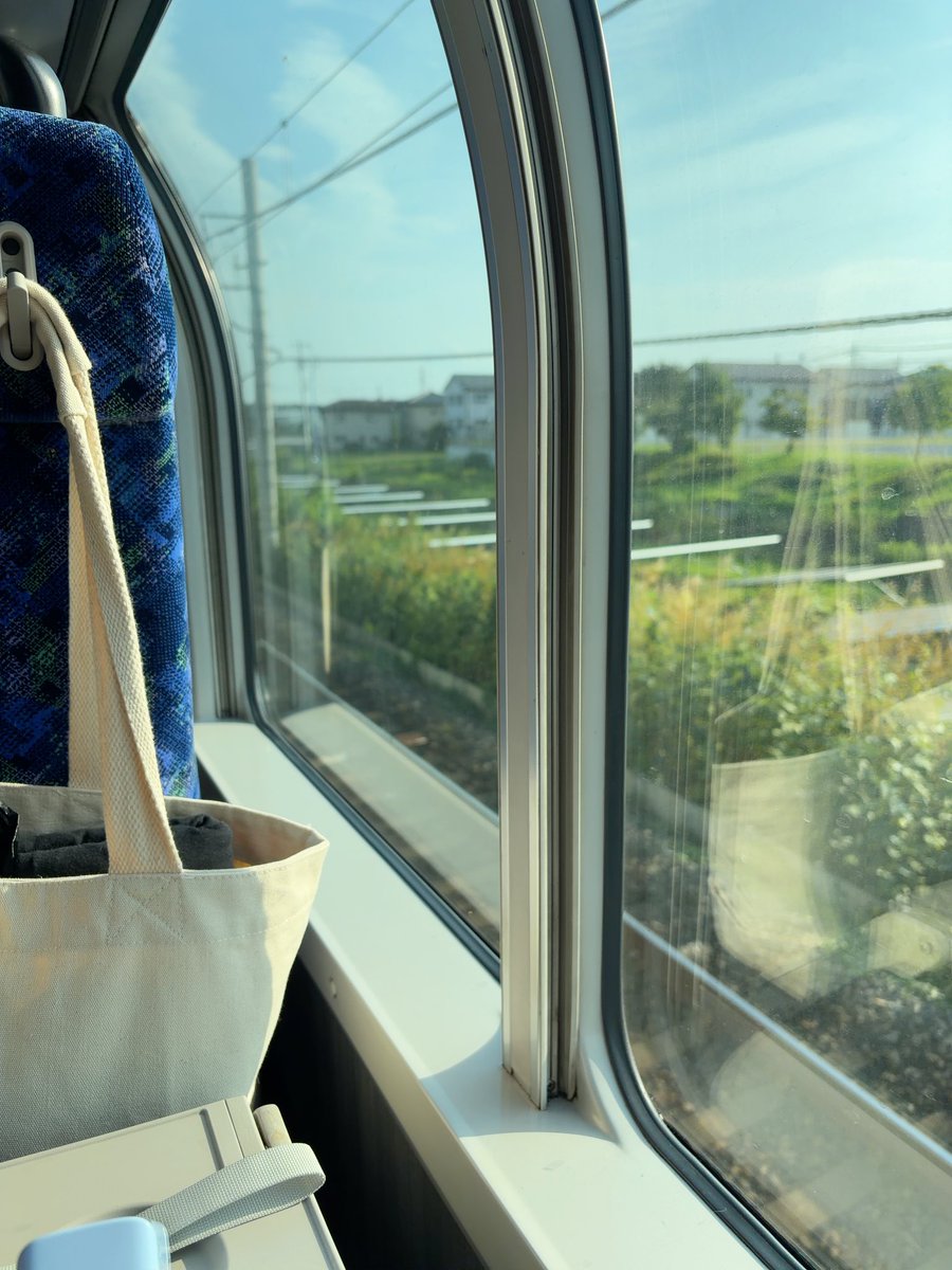 uk_hasu's tweet photo. 【実績解除】
グリーン車に乗る����

正直別料金払って新幹線でもないのになんの為に使うんかって感じだったけど今日理解した💦 https://t.co/3Zol03ASfi