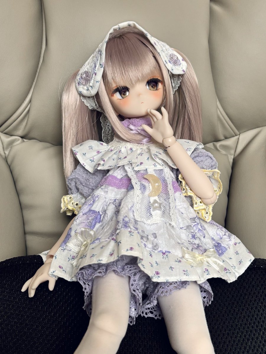 modh_bom's tweet photo. chouchou様（@choucho22681772 ）より、ほわ〜んとしつつ凛とした雰囲気を纏う可愛らしい女の子をお迎えしました( ơ ᴗ ơ )💖
お名前は「慈（いつく）」ちゃんです🕊️

薔薇屋さんのおめめがめちゃくちゃ似合うッ❣️

#chouchou子
#アイワナゴウノ
#ばらやめめ https://t.co/KikbagWayt