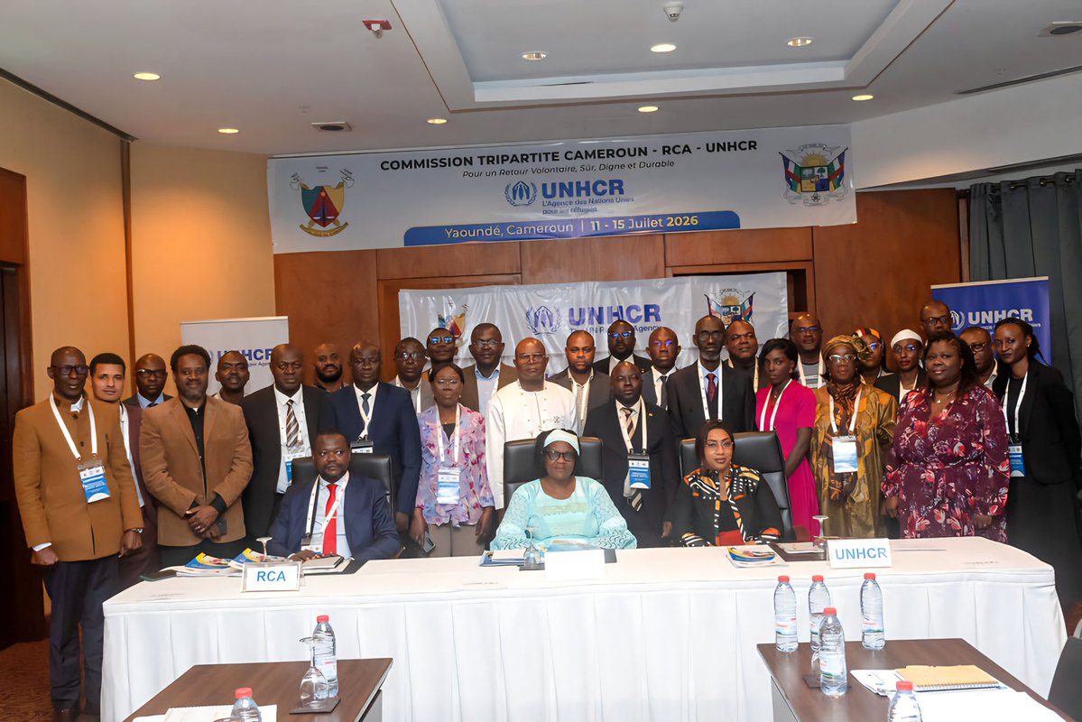 UNHCR_CAR's tweet photo. Over the past two days, technical experts from 🇨🇫, 🇨🇲 &amp; UNHCR have finalized the operational framework for the voluntary return of 🇨🇫 refugees. 
Today, Ministers will endorse &amp; sign these key documents, marking a major step towards pursuing safe, dignified &amp; sustainable solutions https://t.co/tEasxa3oGo
