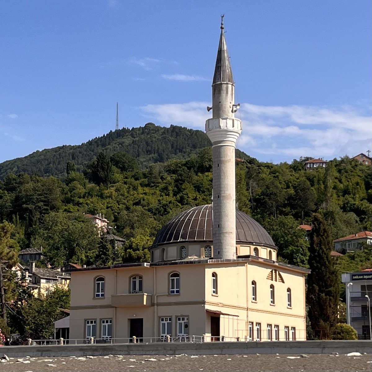 ersinxc's tweet photo. @semihyukseltr Dün ikindi vakti biz de Boyran sahilindeydik https://t.co/x9GSHPyEzu