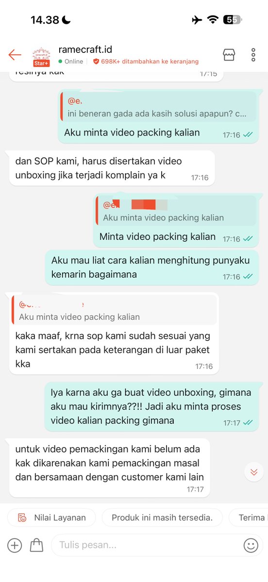 forbabydimple's tweet photo. BUAT YANG MAU BIKIN FREEBIES TOTEBAG APALAGI JUMLAH BANYAK, TOLONG HATI HATI BUAT JANGAN ORDER DI AKUN SHOPEE INI

Shopee 1 : https://t.co/nNIFBHQWCg (https://t.co/ISe2cPyCJP)
Shopee 2 : rizqia_collection (https://t.co/jvVctvYdNl)

kronologi : aku beli 120pcs, ini adalah orderanku kedua kali, karna aku udah trust ke mereka, aku baru buka paket nya seminggu lebih setelah sampai (karna aku nunggu bahan packing sampai dan stiker yang aku pesan juga 120) pas semua dah sampai, aku mulai packing tapi ngebut karna malamnya aku emang ada jadwal kereta. jadi aku packing dan tempelin 1 stiker + 1 totebag. setelah aku bungkus, aku kasih kurir semua paketnya dengan dibungkus plastik gede buat dikumpulin semua tanpa aku tulis resi ke satu satu paket yg ku packing, karna aku ga sempet dan aku cuma kasih list resi aja, ternyata pas kurirku input paket satu satu malah ada yang kurang, jadi setelah 3 hari dari luar kota aku balik, aku coba cek lagi di kamar, baru ngeh ternyata emang sisa 10 stiker lagi yang belum ditempel. karna emg 1 lembar stiker itu isinya ada 60, jd 2lbr ada 120 stiker, sesuai sm totebag yg aku beli. aku baru ngeh juga pas inget unbox totebagnya tuh ada 2 plastik tertera isinya masing masing 60 tapi ukurannya besar sebelah. tapi aku ga ambil pusing karna aku pikir aman aja. aku juga unbox setelah seminggu sampai dan bikin ga bisa ajukan pengembalian lg karna emg aku ga kepikiran bakal kurang dan aku emg trust bgt ke mereka. pas aku komplain awalnya baik baik, mereka gamau tanggung jawab kalau gada video unboxing, padahal aku udah jelasin kenapa aku gabisa bikin, karna ga sempat dan ga kepikiran juga. terus aku minta jalan tengah buat minta video proses mereka packing, tapi mereka ga punya dan menyuruh kita mengerti, sakit hati bgt, ini kalo emg salah mereka yg salah hitung masa ditanggung pembeli ya? setelah berhari hari chat aku panjang lebar, tapi respon mereka singkat2 seperti emang tidak minat bertanggung jawab, jadi aku memilih mengalah tapi gak akan mengikhlaskan 100rb yang tidak ada hasilnya diaku. dan ternyata emang aku liat direview nya, beberapa ada yang kejadiannya sama kayak aku, jumlahnya kurang tapi mereka gamau ksih solusi karna gada bukti unboxing, padahal ngapain juga aku bohong, aku beli nya aja sampe keluarin budget sejuta lebih buat totebag nya doang, belum lagi stiker dan freebiesnya, yakali smpe mau bohong cuma karna 100k doang, jadi buat yang mau beli freebies disini lebih berhati hati aja. gara gara ini jadinya mau gamau aku harus beli sisa kekurangannya lagi ditoko lain (MAAF BUAT 10 ANAK LG YG BLUM KUKIRIM, PAKETNYA KURANG 😔 HARUSNYA PAS LOH HUHU) 😭 padahal aku niat mau bagi bagiin ke fans tanpa ambil untung (nombokin malah) ternyata masih harus nombokin lagi wkwk, alhamdulillah ikhlas kasih freebies ke sesama fans, tapi gak akan ikhlas buat ini toko.