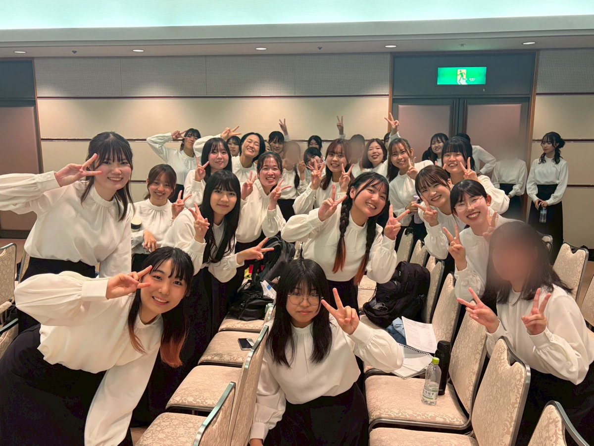 kpuchoir's tweet photo. こんにちは😆
#京都府立大学合唱団 です！
今月4日に行われた京大合唱団さんとのjoint concertを無事終演することができました✨
ご来場頂いた皆様、本当にありがとうございました！！
定期演奏会に向けてさらに精進して参ります🔥
1、2枚目の写真は有限会社アイボックスさんに撮影して頂きました！ https://t.co/m7W70ewvwP