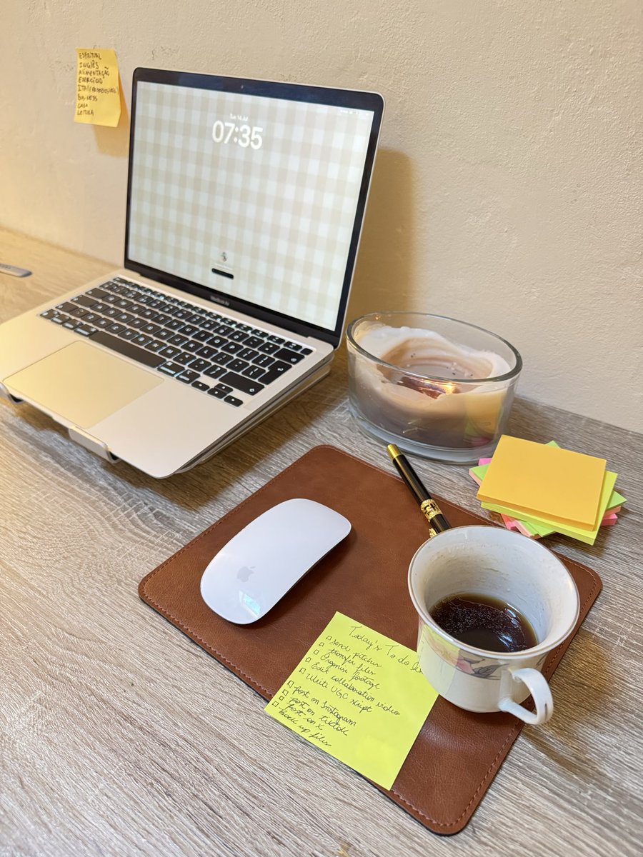 ugckaroline's tweet photo. Building a UGC business one task at a time. ☕️💻
Today’s focus: pitching brands, creating content, and staying consistent. 🚀✨

#ugccreator #ugccommunity #contentcreator #ugcEurope #marketingdigital https://t.co/8hmRv1Ubqk