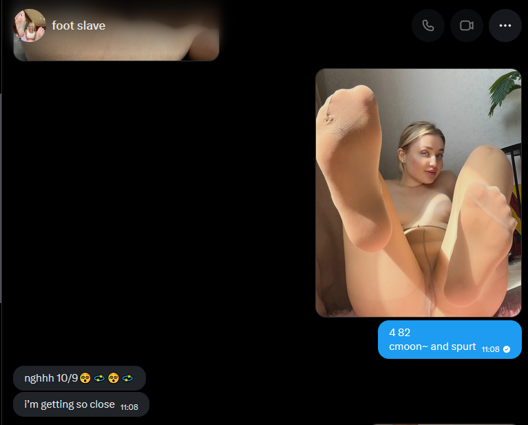 AlexaStone48343's tweet photo. dummy think i cant win💋

#wankbattle https://t.co/ByunAoGH6h