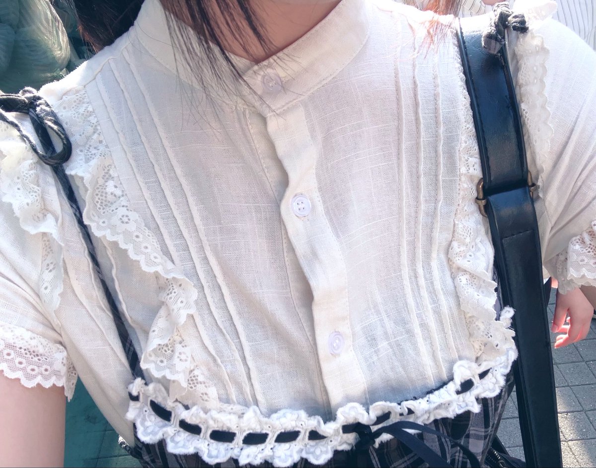 ____________mp4's tweet photo. ほんこちです！！物販並んでますᴗ ‧̫ ᴗ ♩ https://t.co/GkF6E9Nloj