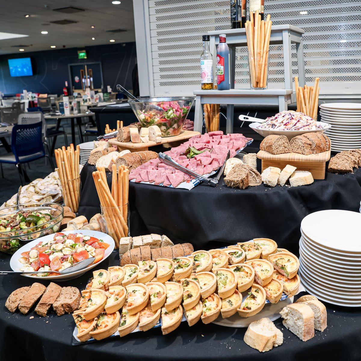 OfficialBWFC's tweet photo. 🤩 Join us in the 1877 Suite for our home friendlies against Everton and NAC Breda, with hospitality from just £40 + VAT per game when you book both fixtures!

✨ Premium seating
🍴 One-course buffet
☕ Half-time refreshments
🚗 Parking included

Book now 👇

#bwfc