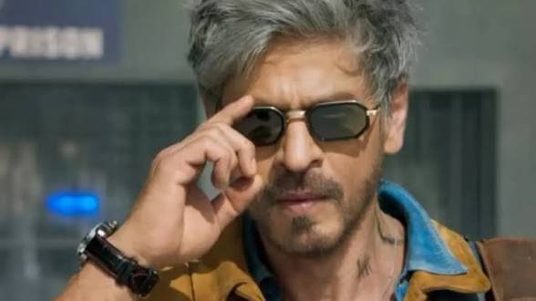 AlwaysBollywood's tweet photo. Big win for #King ✅

Supreme Court says #ShahRukhKhan Can Add 2 More Floors To Mannat and Rejects Plea Challenging Expansion from the authorities.

In a big relief for #SRK , the Supreme Court on Tuesday dismissed a plea challenging the Coastal Regulation Zone (CRZ) clearance granted for the addition of two floors to Bollywood superstar’s Mumbai residence, Mannat. A Bench comprising Chief Justice of India Surya Kant, Justice Joymalya Bagchi and Justice V Mohana refused to interfere with an order of the National Green Tribunal (NGT) that had rejected the challenge.