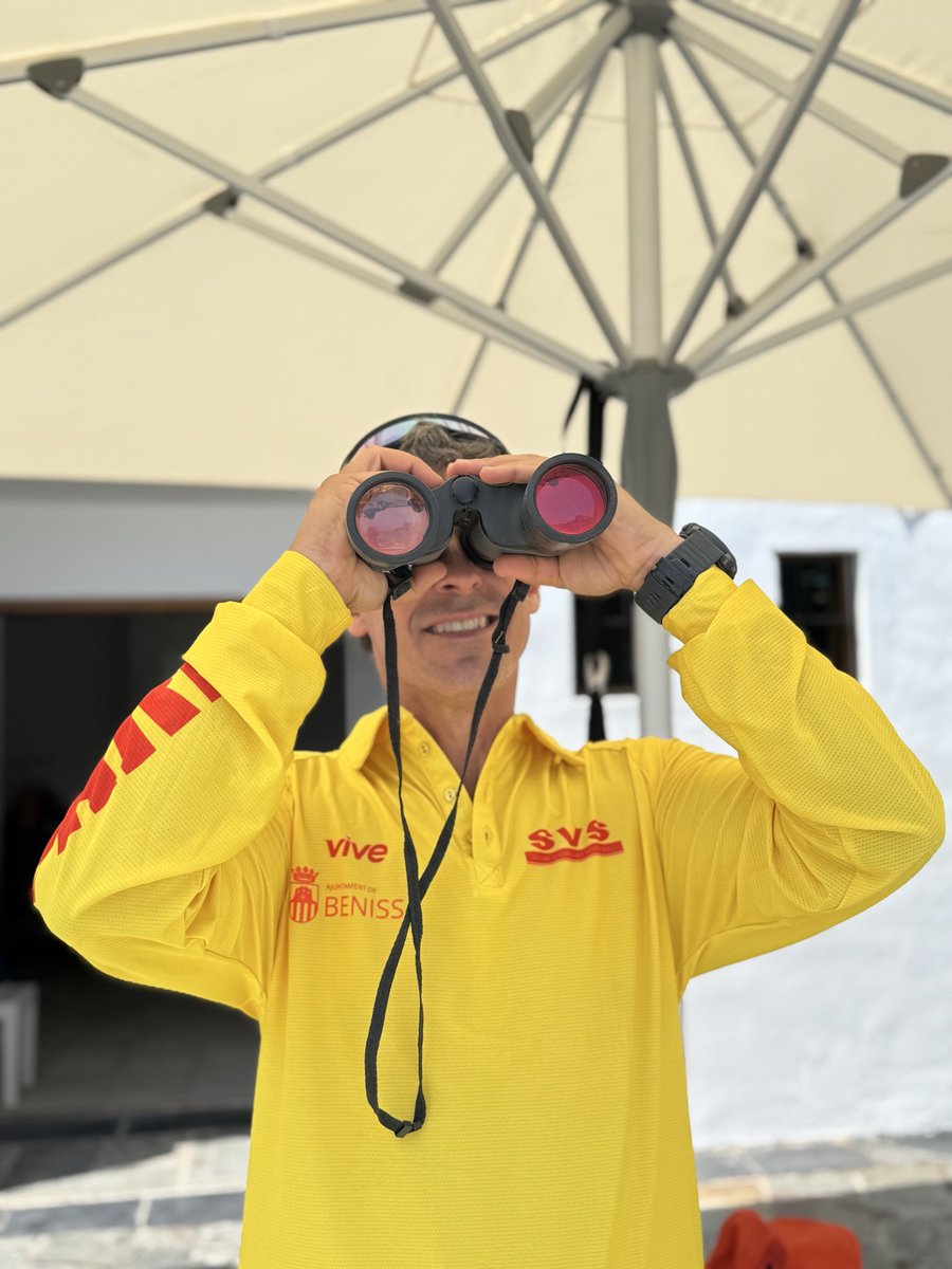 SVSspain's tweet photo. 🏖️🆘 ¡En #Benissa celebramos 10 veranos protegiendo vidas! 💛

Este año además de #Fustera y #Baladrar, se une al dispositivo de salvamento #Advocat. 🌊🛟

Gracias @ajbenissa por su confianza y a nuestro gran equipo de #guardavidas . ☀️🙌

#SVS #ProtegintVides #XVaniversarioSVS https://t.co/TAFeA1rNja