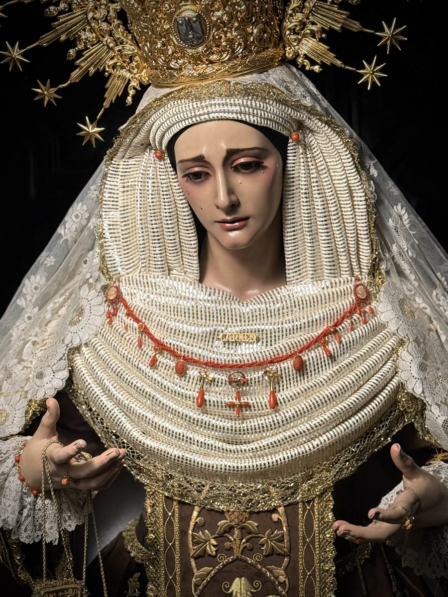 Leandelapuebla's tweet photo. 𝐍𝐮𝐞𝐬𝐭𝐫𝐚 𝐒𝐞𝐧̃𝐨𝐫𝐚 𝐝𝐞𝐥 𝐂𝐚𝐫𝐦𝐞𝐧
Julio 2026 
@Hdad_del_Carmen 
Sevilla

𝑀𝑎𝑑𝑟𝑒 𝑑𝑒𝑙 𝐶𝑎𝑟𝑚𝑒𝑙𝑜, 𝑟𝑢𝑒𝑔𝑎 𝑝𝑜𝑟 𝑛𝑜𝑠𝑜𝑡𝑟𝑜𝑠. https://t.co/SisnZDn0QA
