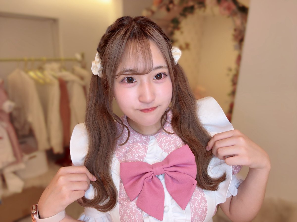 amaama_yui's tweet photo. 開花した❕🎀
23時まで！！お待ちしてます♥

 #コンカフェ  #自撮り界隈  #いいね返し https://t.co/2HQ2sY8pK4