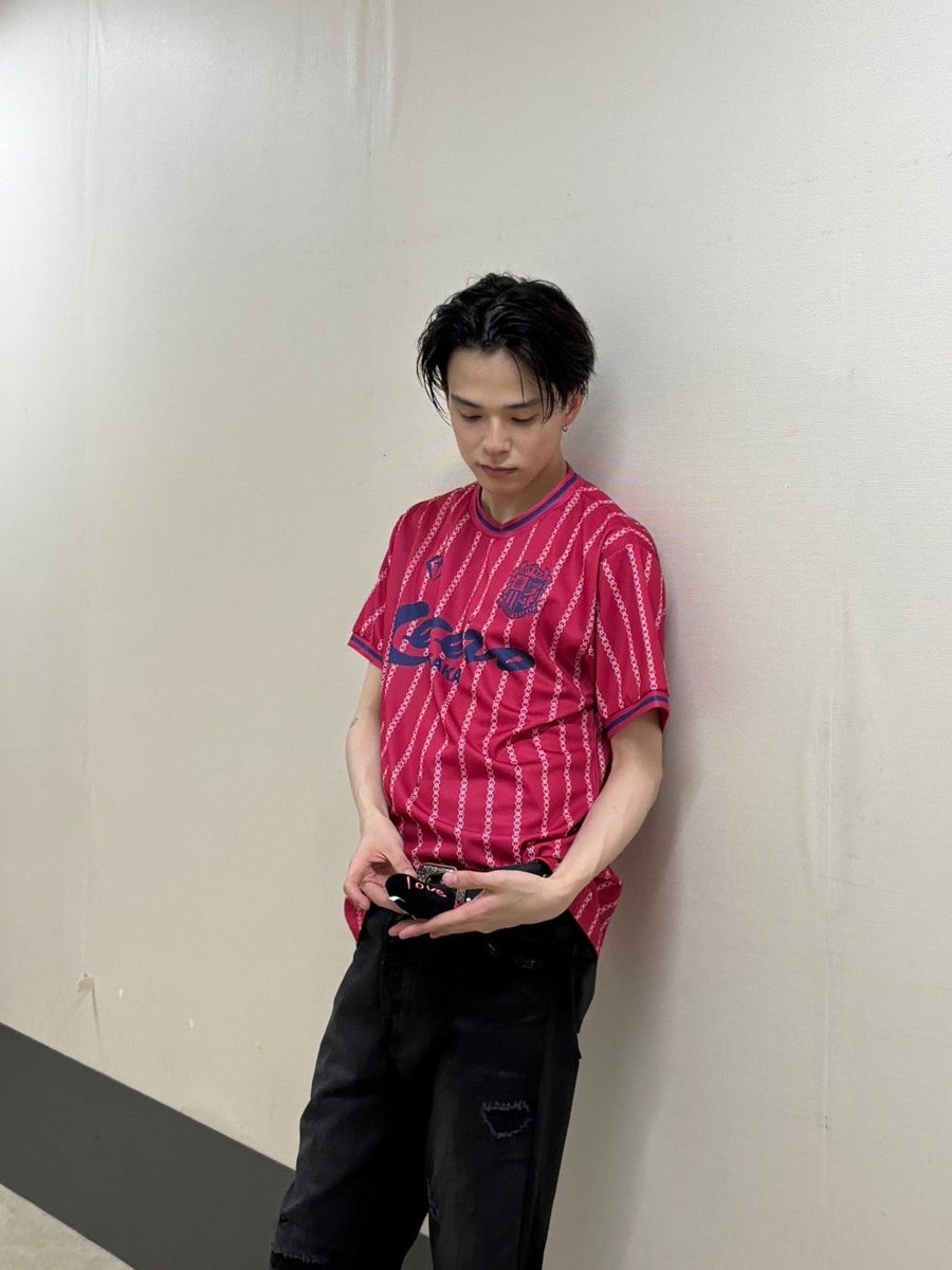 asahiprints's tweet photo. #ASAHI weverse post

“⚽️” https://t.co/pgz8aN2Fw0