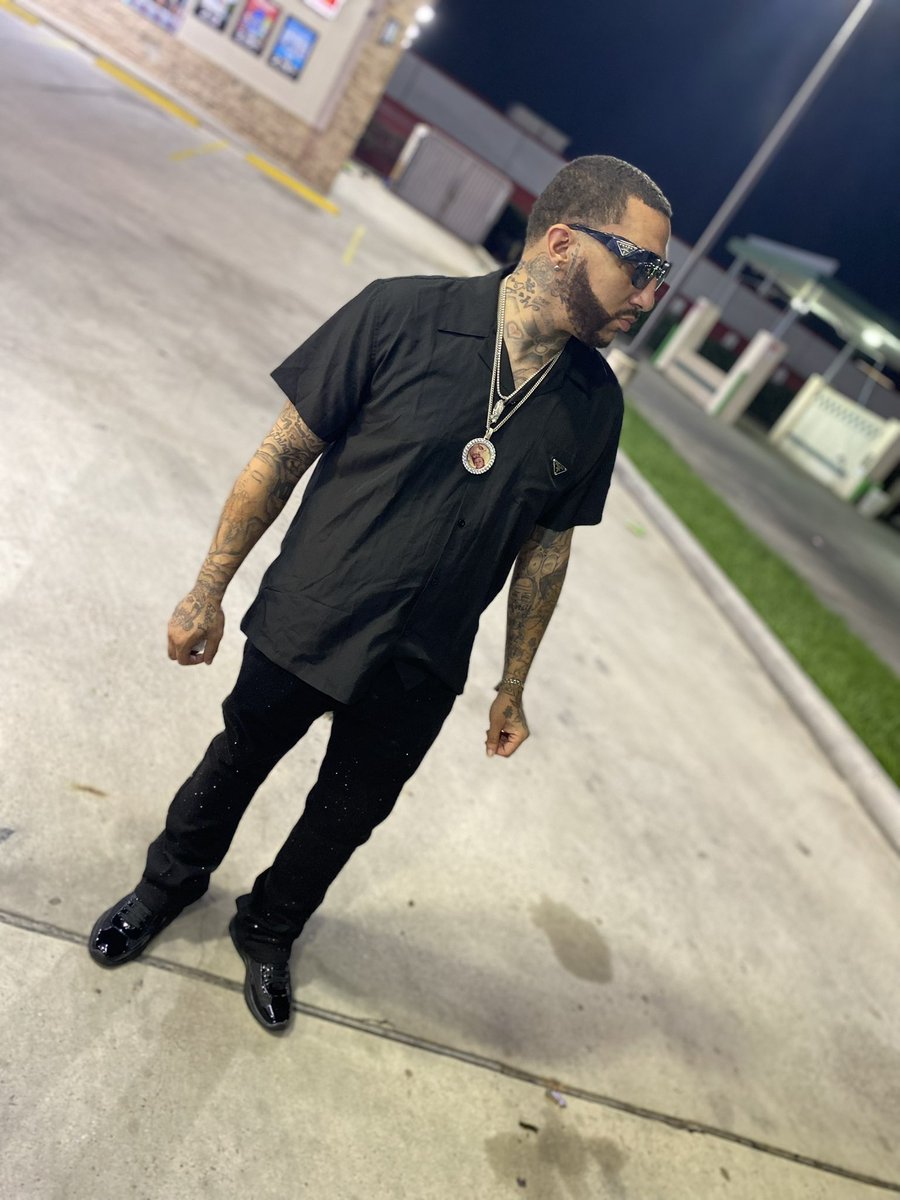 mrtattooparty's tweet photo. @ShesABlessing63 247  6-2 over here https://t.co/rvBDEiDZ3D