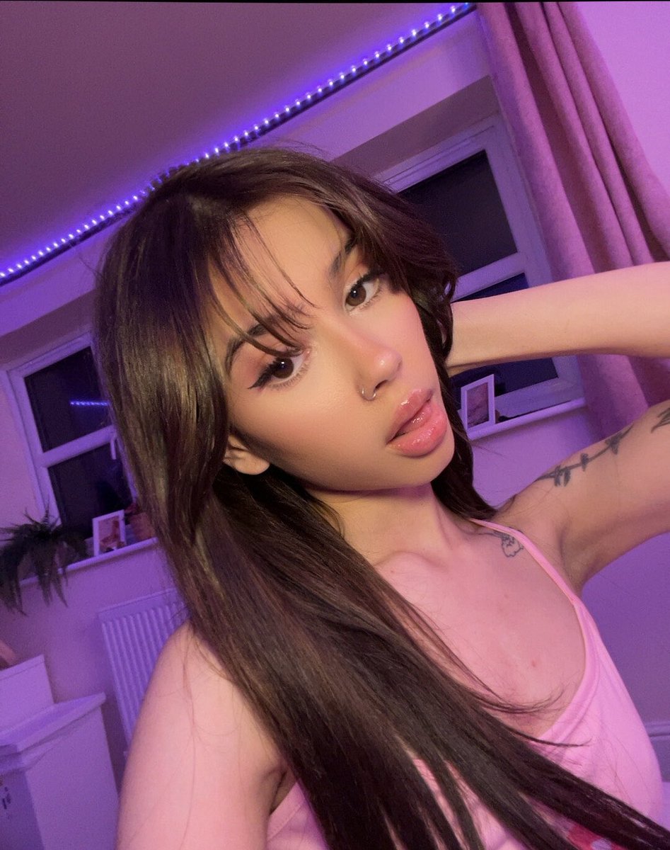 sofia 🦋 tweet media