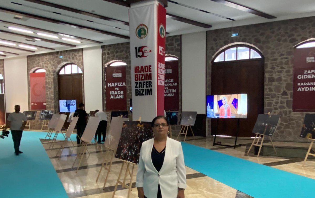 BoranBasgul's tweet photo. 15 Temmuz Demokrasi ve Millî Birlik Günü Anma Etkinlikleri kapsamında hayata geçirilen 15 Temmuz Demokrasi ve Millî Birlik Günü Yaşayan Hafıza Merkezinin açılışı, 
O gece yaşanan fedakârlık, cesaret ve istiklal mücadelesi hafızalarımızda ilelebet yaşayacak kutlu bir emanettir🇹🇷 https://t.co/KjxjSm3g1G