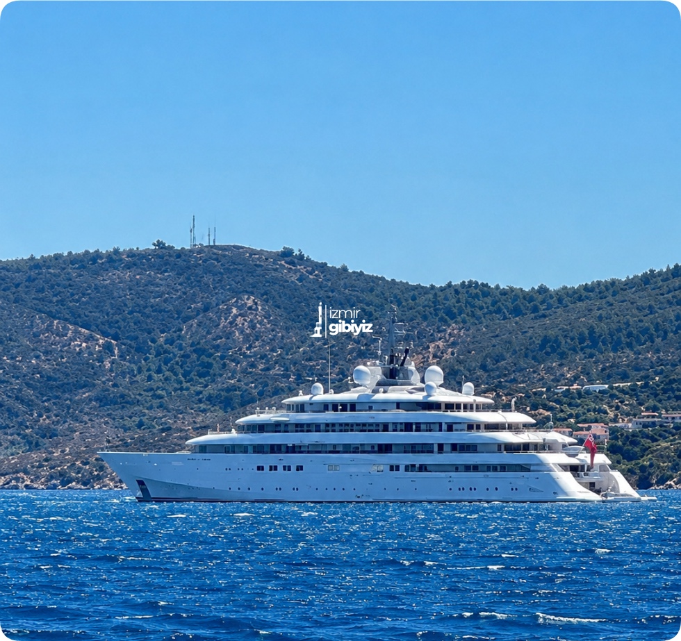 izmirgibiyiz's tweet photo. 150 milyon dolar değerindeki dünyanın en büyük lüks süper yatlarından Golden Odyssey, Urla Özbek’te görüntülendi. https://t.co/DfxONJLPtc
