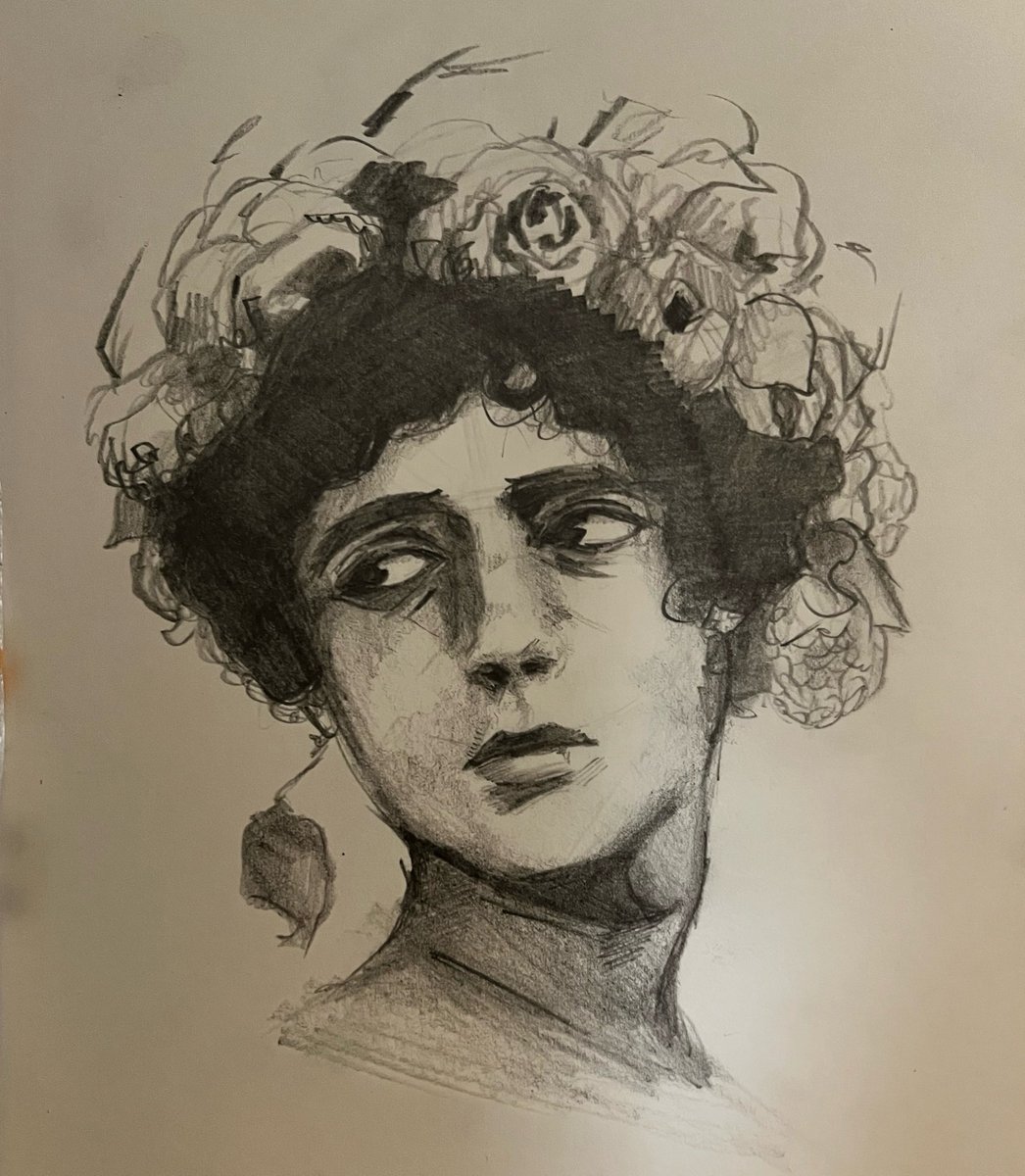 orphaelis's tweet photo. Eek I have been enjoying pencils the past few months. Hawthornes from
January, I think? and a few days ago. Yay https://t.co/fmT0Hx25Kd