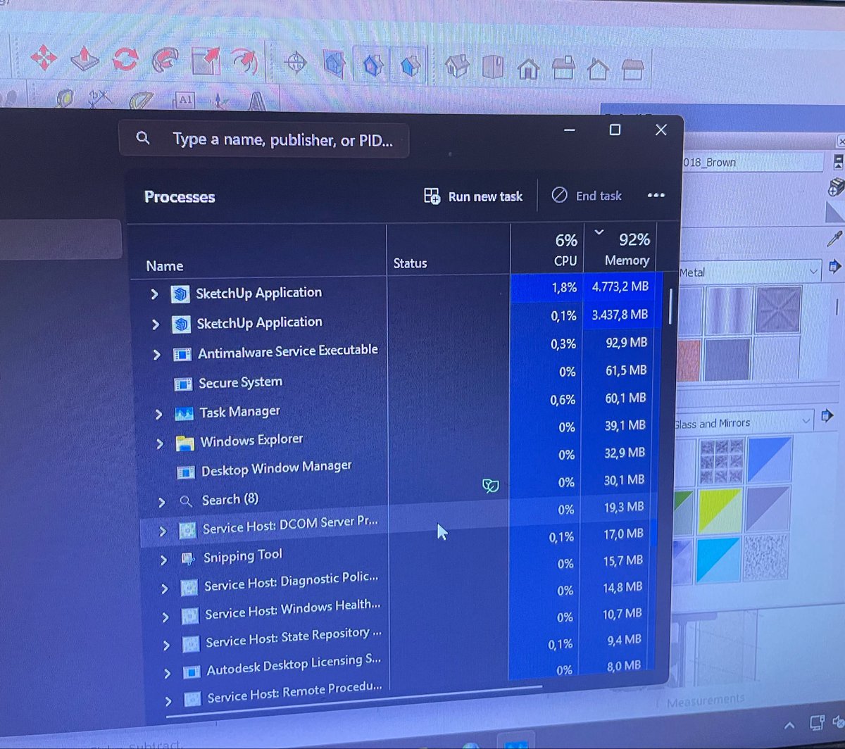 lrein's tweet photo. Kenapa rata-rata kantor design/ creative ga pernah mau invest ke komputer? Gue cuma buka sketchup aja memory udh mau meledak.
Sedangkan minta progress secepat kilat😳 https://t.co/OhsexoumMr