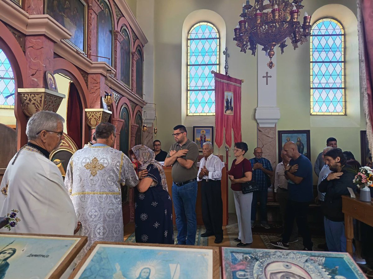 SRBinRijeka's tweet photo. Povodom obeležavanja Petrovdana, 12.07. generalni konzul Ivana Stojiljković prisustvovala je svetoj liturgiji u hramu Sv. apostola Petra i Pavla u Milićima, a istoga dana i svečanom obeležavanju slave Veća srpske nacionalne manjine u Labinu.
#Labin #Istra #Črnomelj https://t.co/hILlLiEa1V