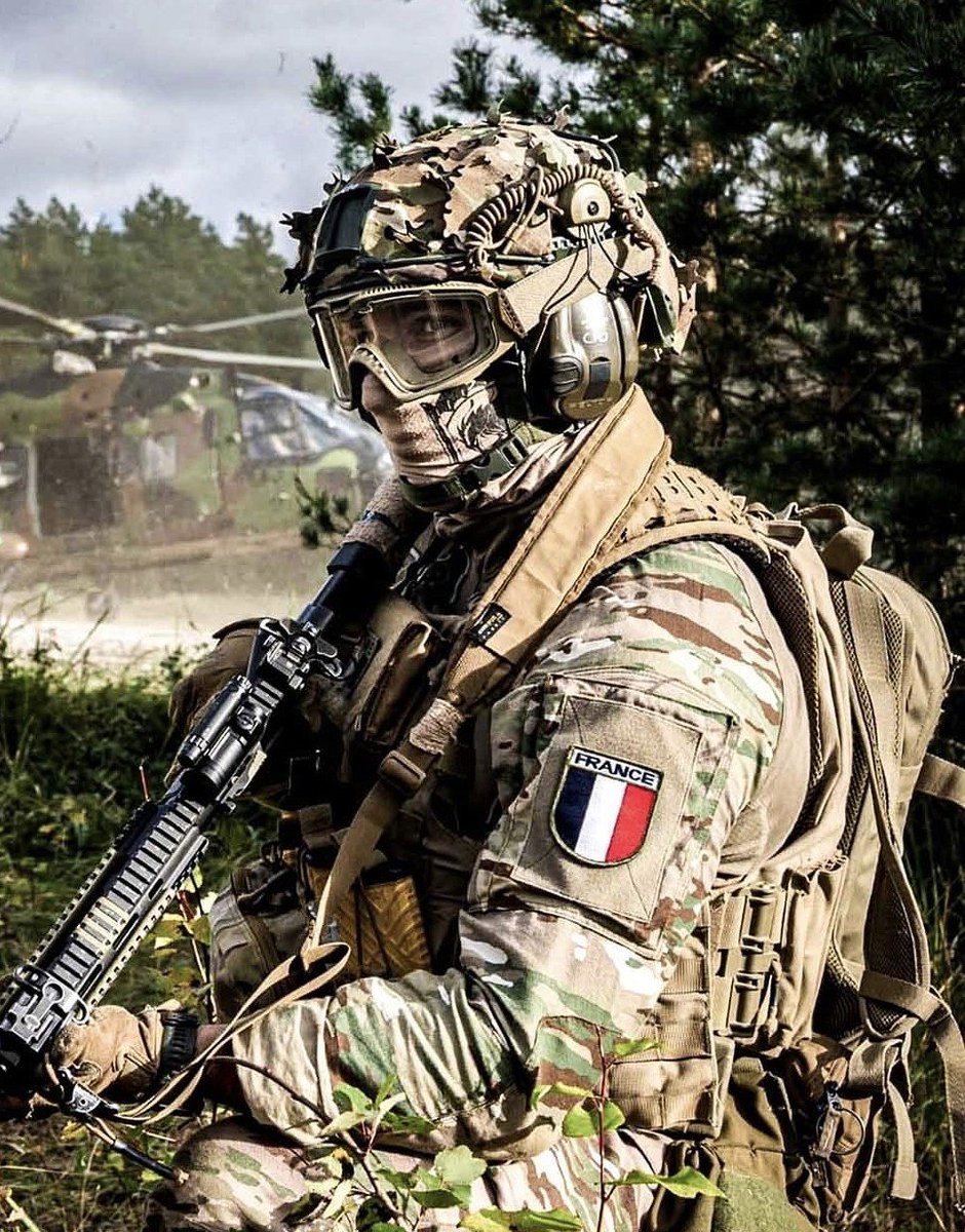 firearmsdaily_'s tweet photo. 🇨🇵 Happy 14th of July https://t.co/ohrnl6P7yv