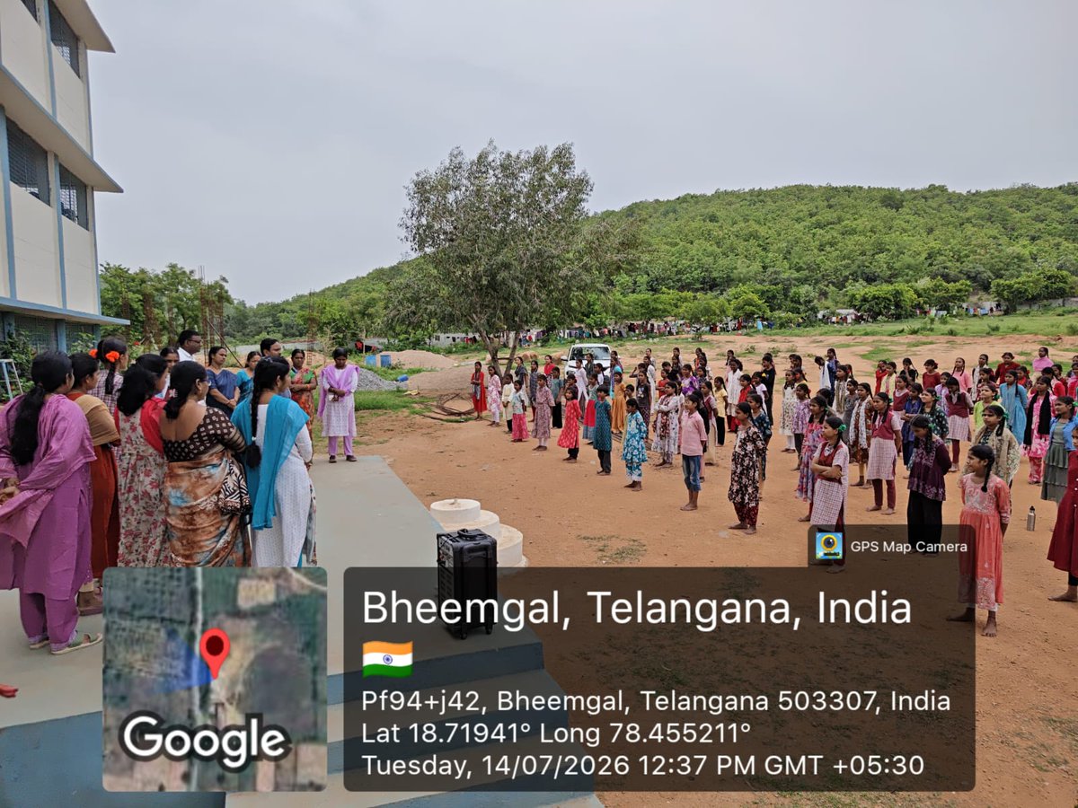 MBheemgal's tweet photo. జల శక్తి అభియాన్-జన భాగిదరి (JSJB) 3.0 కింద "క్యాచ్ ది రెయిన్" 
కార్యక్రమము KGBV స్కూల్లో నిర్వహించడం జరిగినది. #CatchTheRain #JSJB30 #JalShaktiAbhiyan #JanBhagidari #RainWaterHarvesting #WaterConservation #SaveWater #RechargeGroundwater @cdmatelangana
@MoHUA_India
@TelanganaCMO https://t.co/Yp83dGjwq2