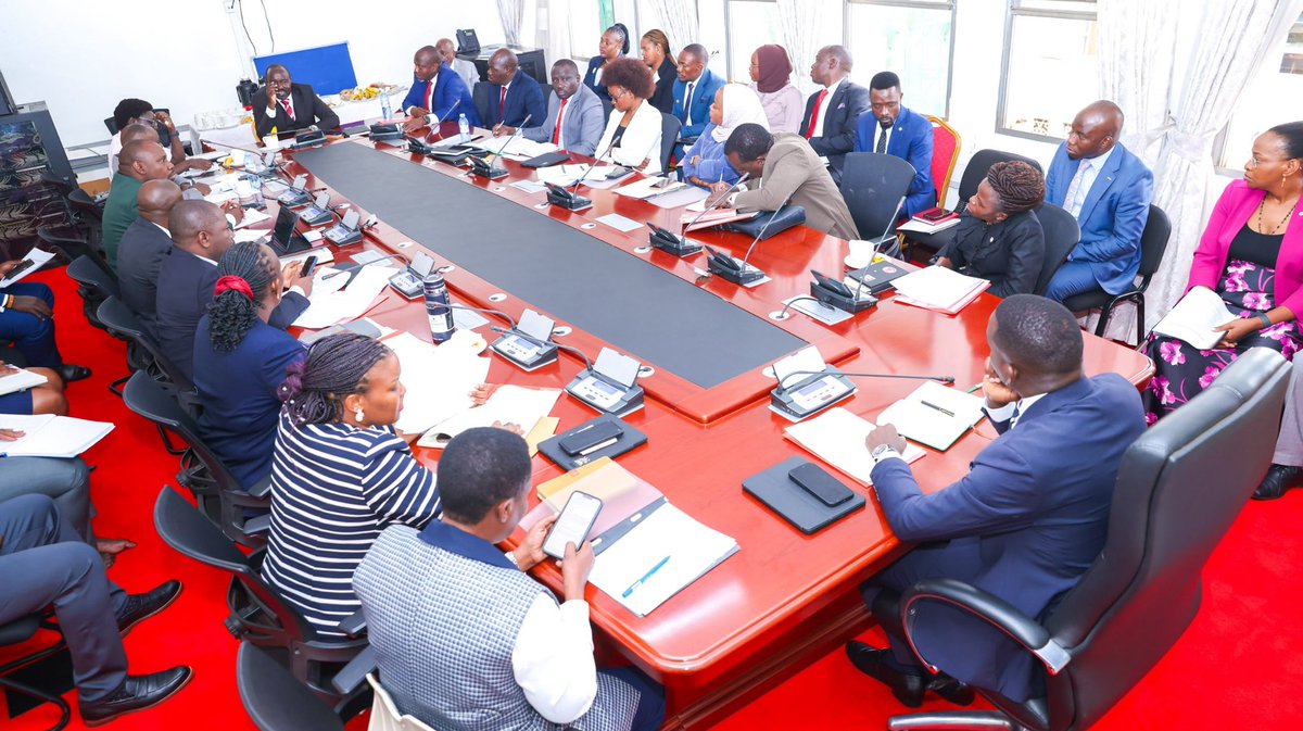 LoP_Uganda's tweet photo. Shadow Cabinet meeting chaired by LOP @JoelSsenyonyi this morning. https://t.co/BcLPXld3oI
