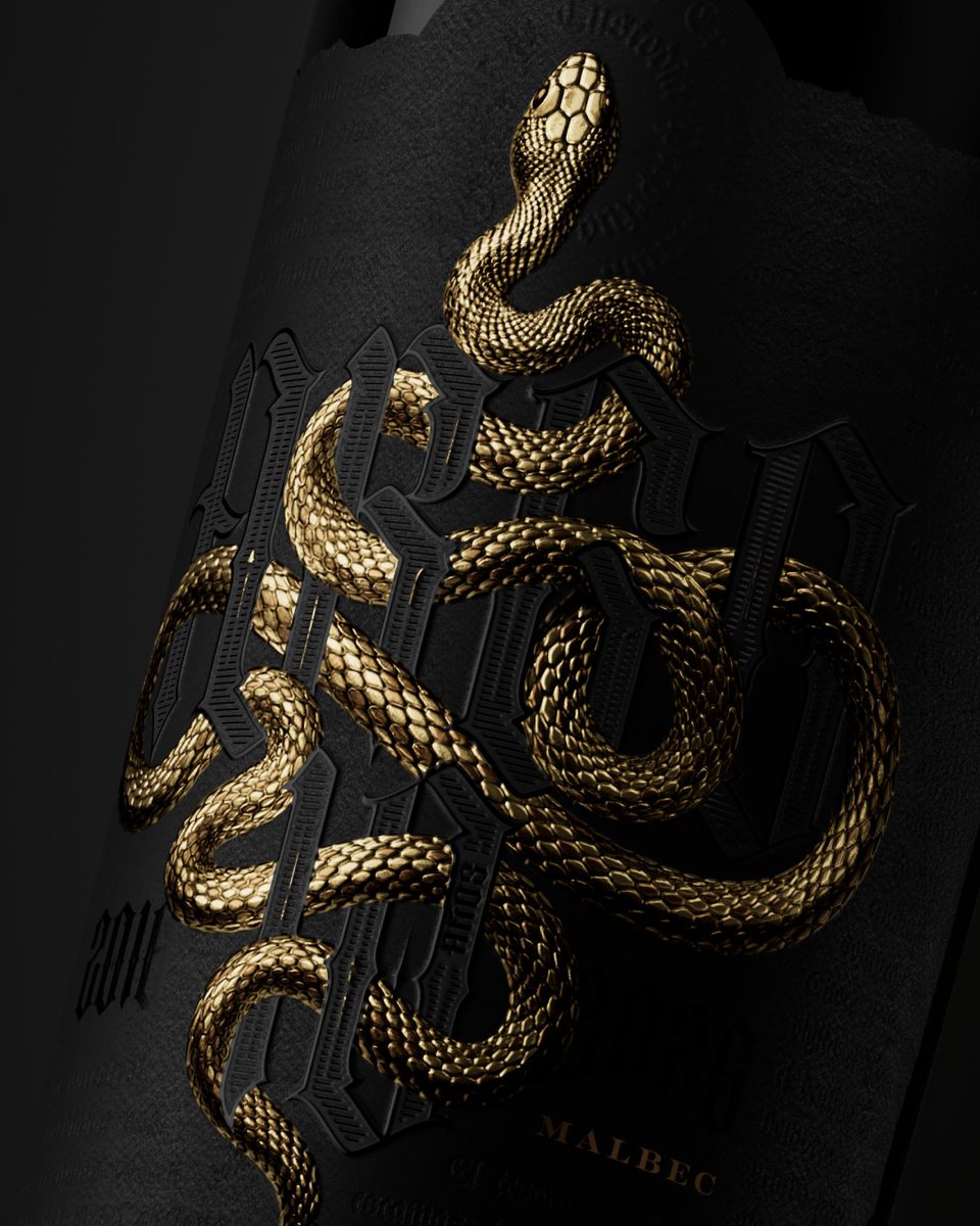 packagings's tweet photo. Velatus Gin de Malbec builds its entire identity around the myth of the sleepless #serpent, a guardian that never blinks and never rests, coiled across a black glass bottle in raised #goldrelief

https://t.co/d9hVR1bXFn

#packagingdesign https://t.co/O0oyub290d