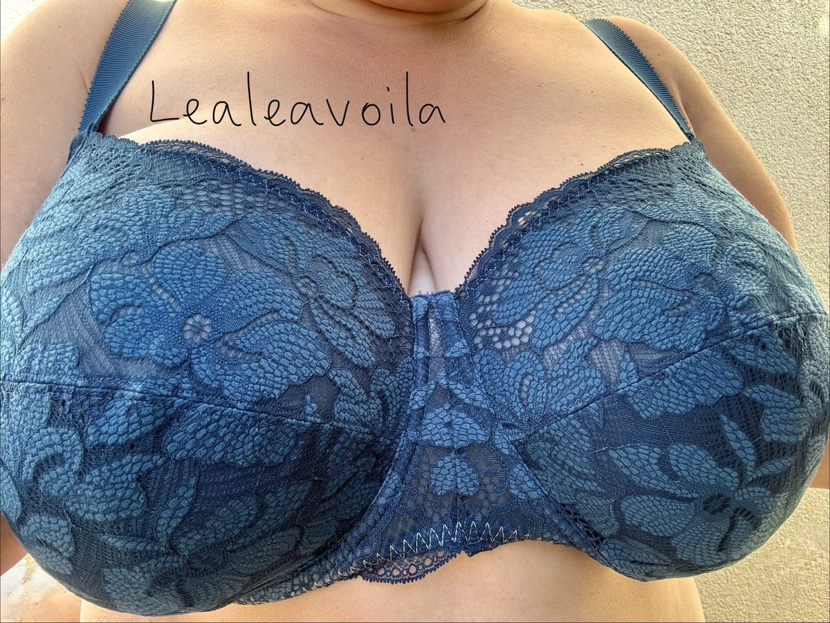 Lealea tweet media