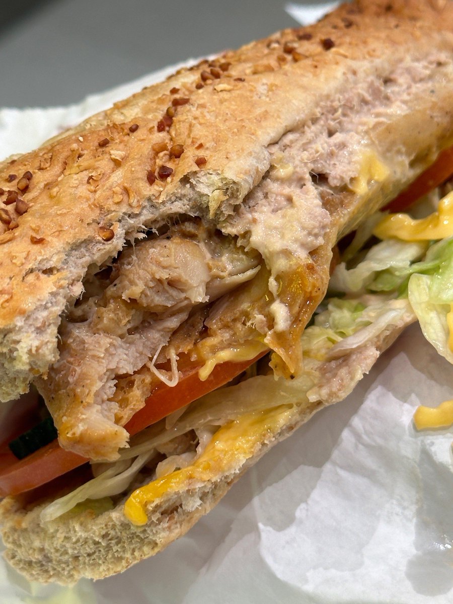 Borki_777's tweet photo. Need quick snacks u0026 drinks for your day Our convenience store just restocked with cold iced coffee, fresh sandwiches u0026 spicy chips! Stop by now ， https://t.co/Y7869Mzei0