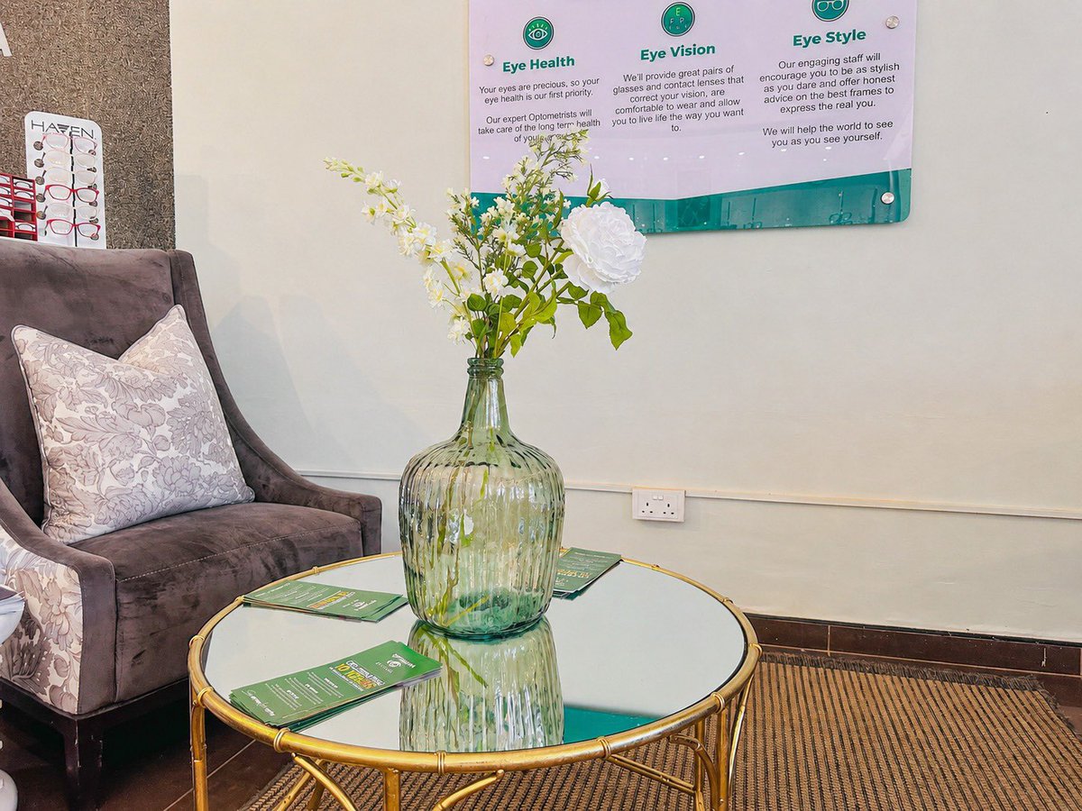OptinovaZim's tweet photo. Visit our Borrowdale Branch and experience professional service, beautiful aesthetics, and a team that’s ready to help you find the perfect look. We can’t wait to welcome you!
📍Borrowdale Branch Samlevy
#Borrowdale #VisitUs #WarmWelcome #CleanAesthetics #EyeCare EyewearStyle https://t.co/dol6zzXklu