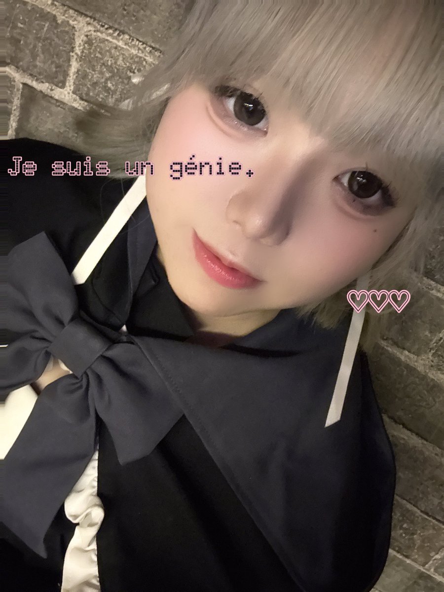 Kurumi__LM's tweet photo. 目がイテェよ今日は片目だけ泣いてるけど気にしないで https://t.co/WHzo7tLZe8