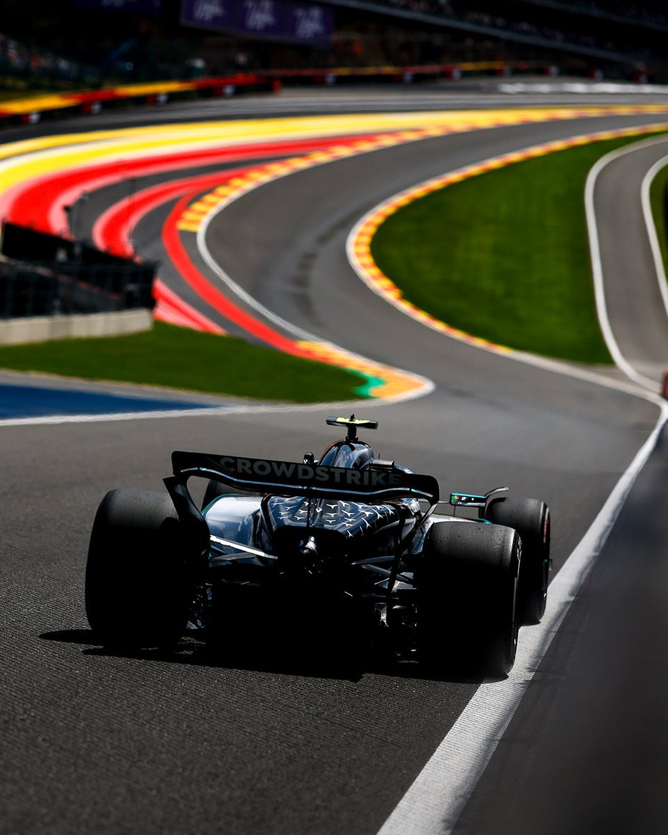 MercedesAMGF1 tweet picture