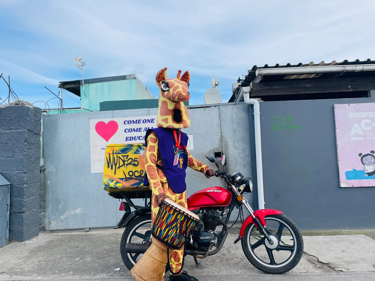 Loxion_Library's tweet photo. 🦒🏍️📚 Books are meant to be read,not left on shelves. ❤️At Loxion Mobile Library, we believe every child #LoxionMobileLibrary #KykaTheReadingGiraffe #MobileLibrary #BooksForEveryChild #EarlyLiteracy #CommunityImpact #ReadingChangesLives #LetsMakeReadingFashionable #Education https://t.co/I2oTU5aLwI