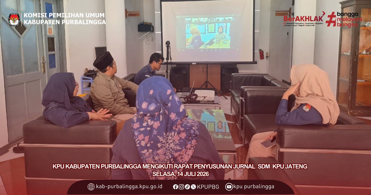 KPUPBG's tweet photo. #Temapemilih, KPU Kabupaten Purbalingga mengikuti kegiatan Penyusunan Jurnal Sumber Daya Manusia (SDM) yang diselenggarakan oleh KPU Provinsi Jawa Tengah secara daring melalui Zoom Meeting pada Selasa (14/7/2026).

#kpupbg
#KPUMelayani https://t.co/5t4ycrJHKF
