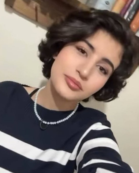 Reyhane1416111's tweet photo. نام شنیده نشده!
جاویدنام #هستی_صمدی «۱۷ساله ۱۷ساله ۱۷ساله»
۱۸ دی جنت‌آباد تهران.
راهت ادامه داره... https://t.co/nyy8xk0LX5