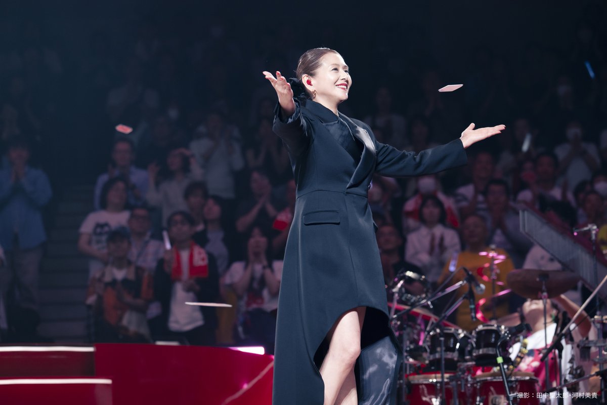 wowow_mj's tweet photo. #小泉今日子 日本武道館公演
7/19（日）独占放送＆配信に先駆けて
ライブレポートを公開📝👇
︶︶V︶︶︶︶︶︶︶︶︶︶
https://t.co/cCZDMEsP8l

“記念館”と銘打たれた本ツアーのセットリストは
歌手としての歴史そのもの🎤

ライブに参加された方も、叶わなかった方も
今すぐチェック✨
#WOWOW https://t.co/DbkJe1IxHK