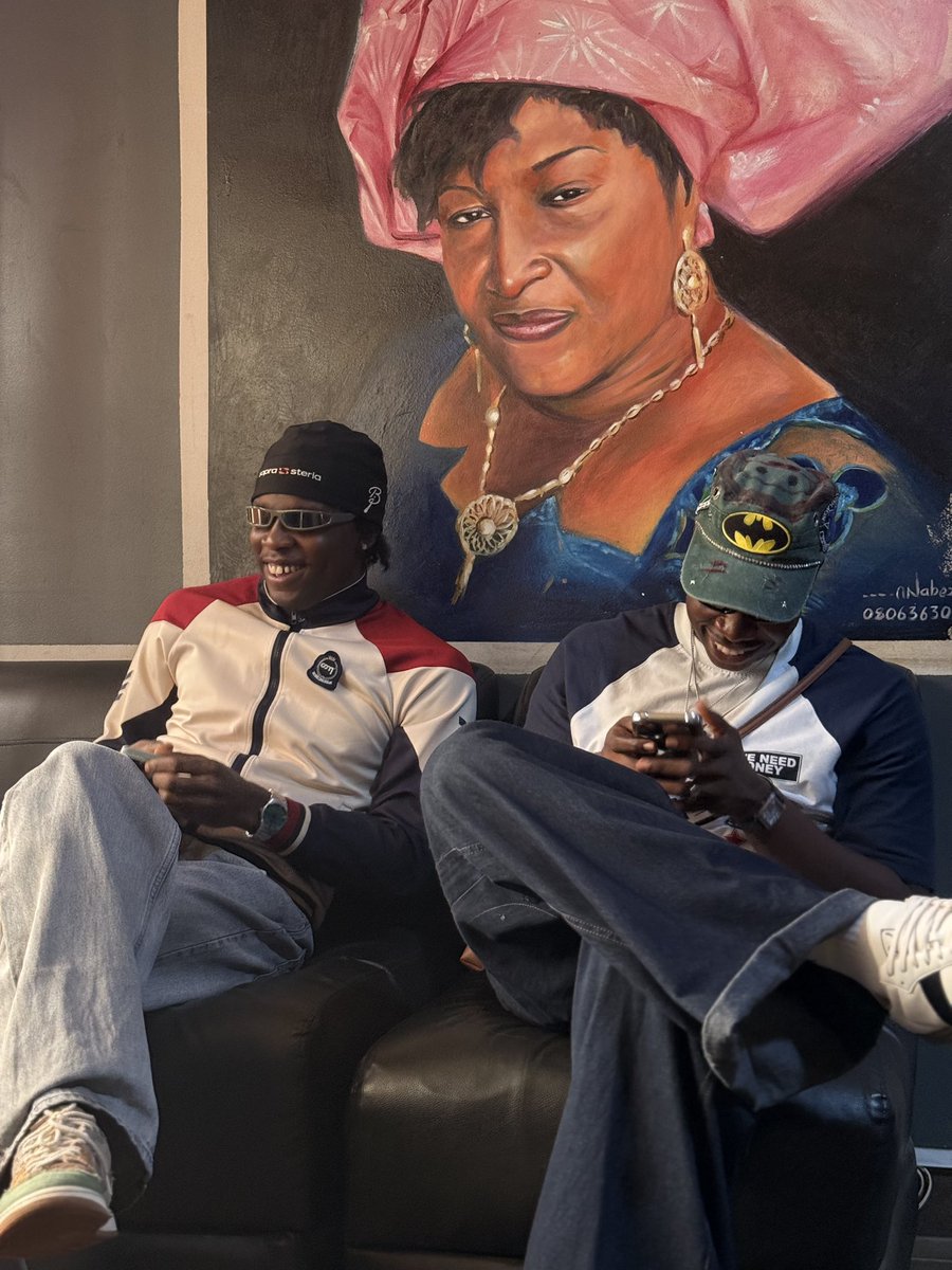 jibz4real's tweet photo. No Let Depression wound you this period oo 🤲🏾😂 #everyone https://t.co/0LcEJ0hnty