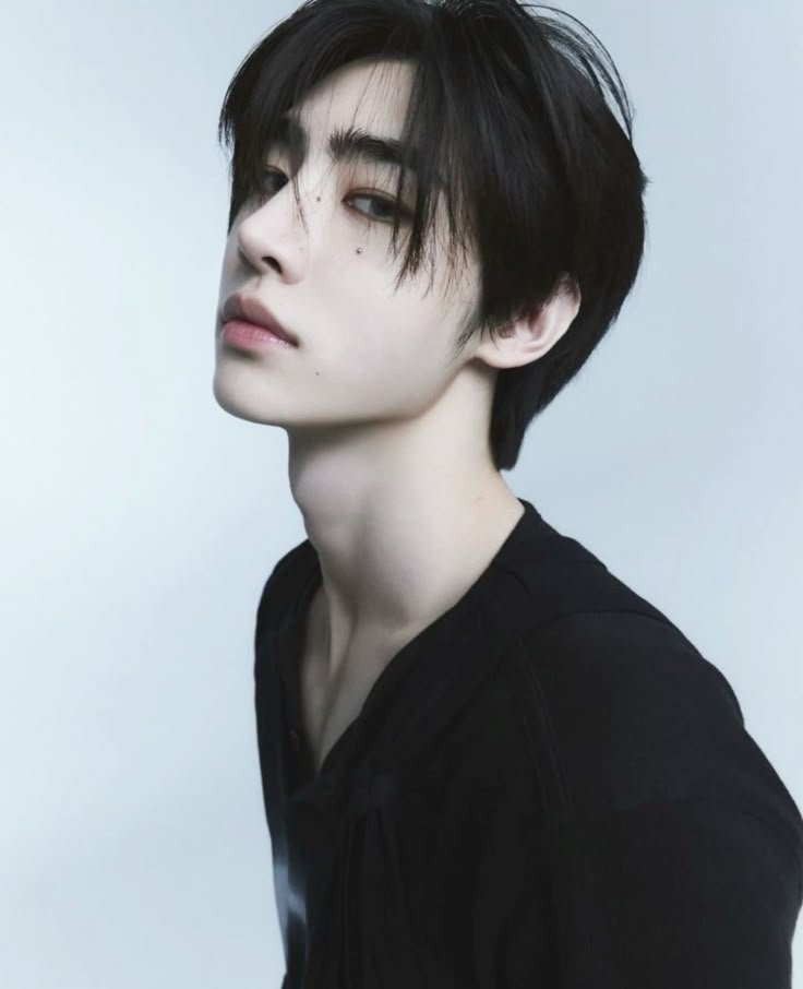jaycommn's tweet photo. 난 엑소 성훈 말고 언씬 성훈..... https://t.co/y2l1ywTbJQ