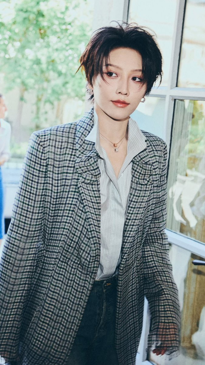 menitsukematsuk's tweet photo. @Dior Xin Liu will always be my favorite face of Dior.🩵
#Dior
#XINxDior
#DiorCouture
#StarsinDior https://t.co/11jNAGJhjh