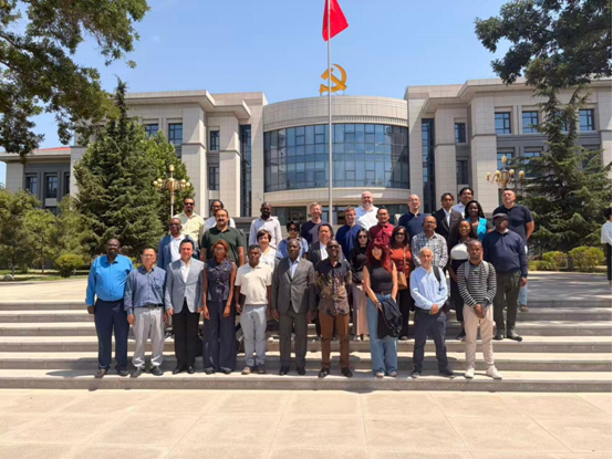 SpokespersonHZM's tweet photo. At the invitation of the International Department of the Communist Party of China, a delegation of nearly 40 representatives of political parties and think tanks from more than 30 countries recently visited Gansu province, Ningxia Hui autonomous region and Beijing. The delegation focused on exploring China's achievements and experiences in advancing Chinese modernization under the guidance of Xi Jinping Thought on Socialism with Chinese Characteristics for a New Era, including winning the battle against absolute poverty, advancing comprehensive rural revitalization, and leveraging new quality productive forces to empower high-quality development.