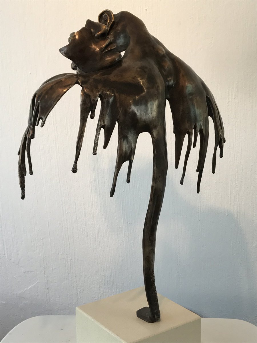 BrandonBronze's tweet photo. Some connections can't be explained—they can only be felt.
Embrace captures the raw beauty of love, trust and vulnerability.

Embrace

Dimensions: 76H x 56W x 36L cm
Material: Bronze
Weight: 14kg

#BronzeSculpture #BronzeArt #Contemporary #FineArt #Sculpture  #ArtCollectors #Art https://t.co/7SqKkpNj2q