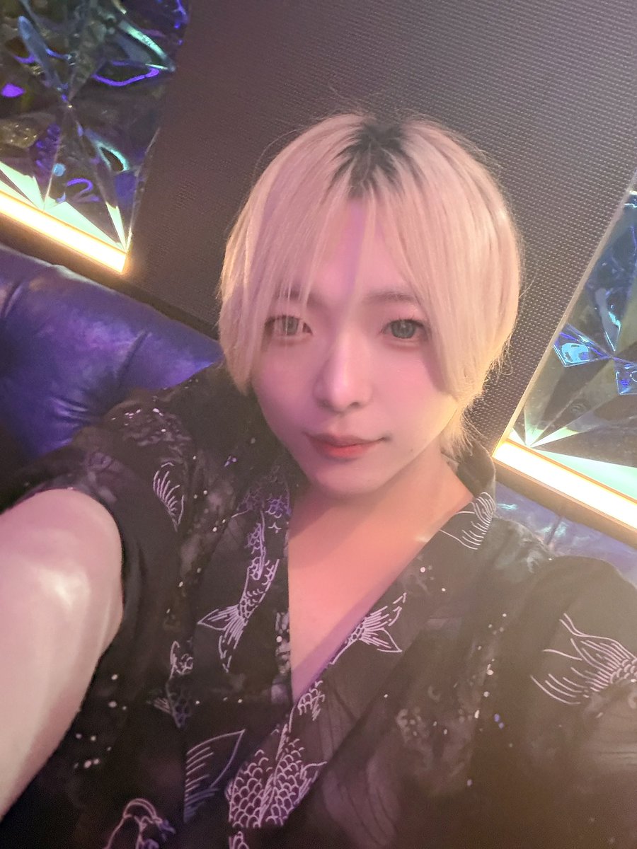 uru__ha___'s tweet photo. 西川貴教さんの口パクめっちゃおもろかったり軍神さんの怪獣の唄おもろかったり笑ってたけど俺も大概音痴なんだったの思い出して震えてきた https://t.co/MDRyqzdJbX