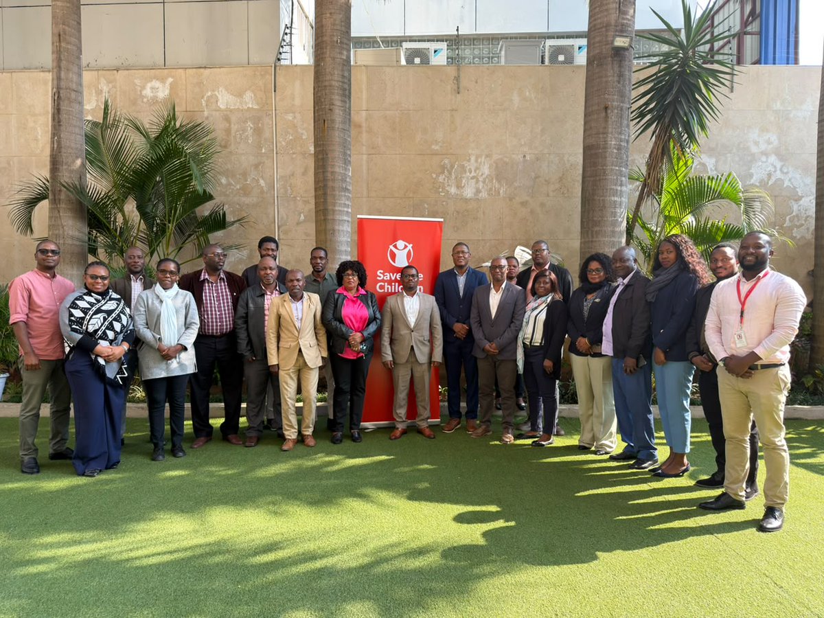 savechildrenMoz's tweet photo. Today, under the CSESI, we held a technical session to consolidate inputs for the Climate Finance Roadmap for the #Education Sector. On Thursday, the Validation Workshop will bring stakeholders together to review and finalize the Roadmap and its Action Plan. https://t.co/r0Uv9bZGDI