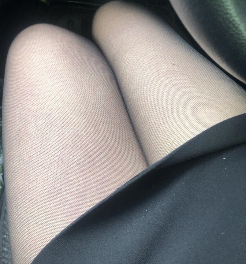 TIE0817's tweet photo. 再投稿!!
奴隷を募集します。
M男来なさい。見てあげるよ
既婚者でも大丈夫
年齢気にしてないよ
みんないいね💕︎フォローもしてね〜💕
 #カカオトーク 
 #M男 
 #OL
  #パンスト 
 #黒パンスト 
 #おっぱい 
 #胸 
 #奴隷
 #既婚者
  #学生 https://t.co/vc8E9Wdbl3