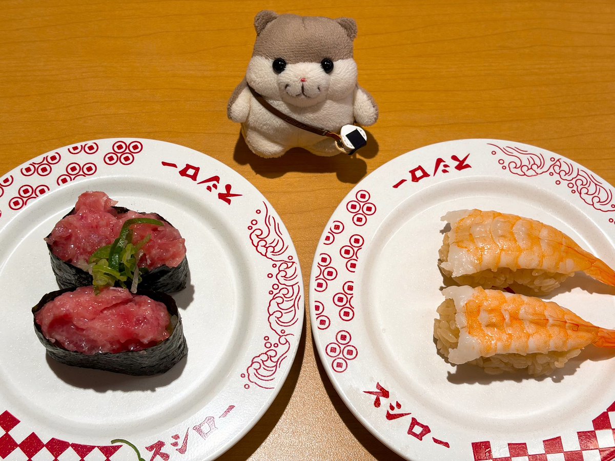 omusubi_hamster's tweet photo. おすし　だぞ🍣 https://t.co/wUFxt7oMrv