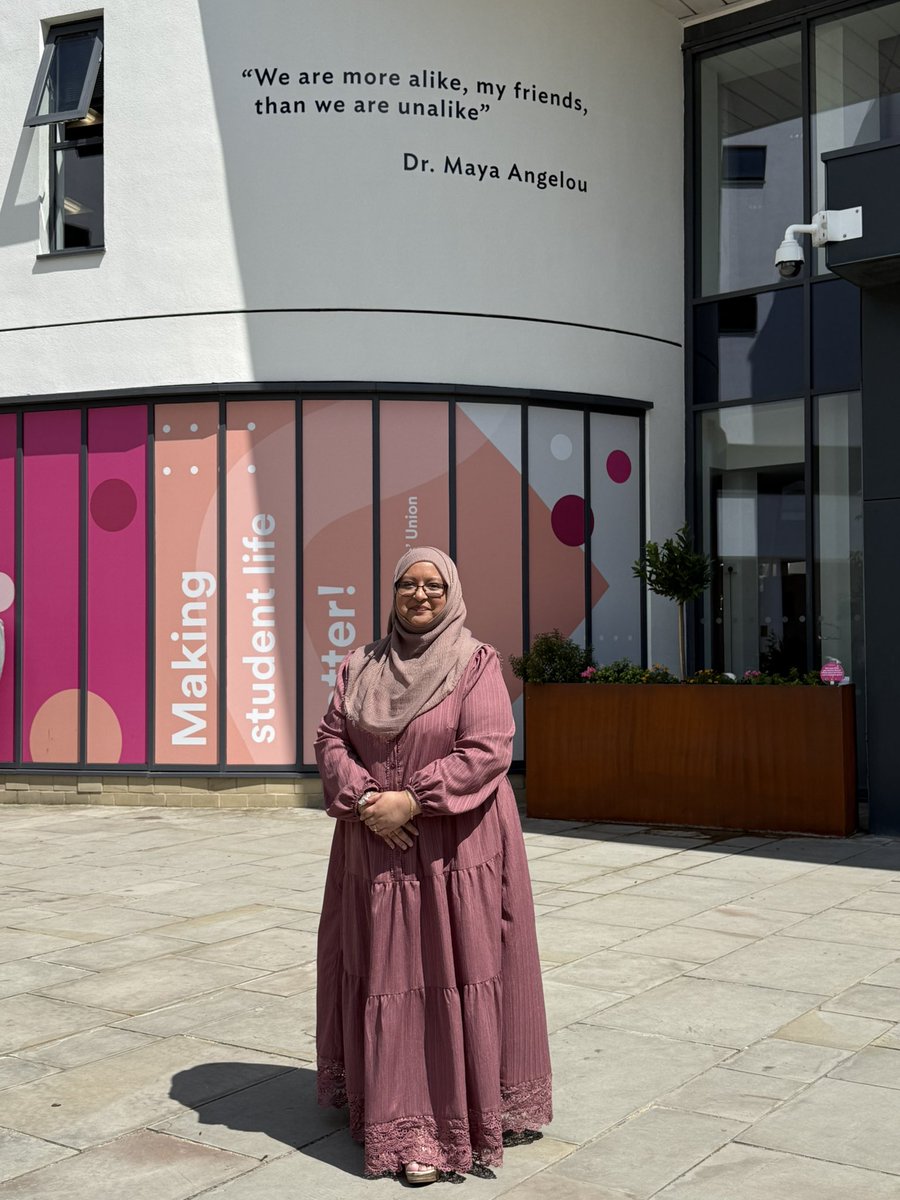 AmriaKhatun's tweet photo. Congratulations graduates @HuddersfieldUni very excited to be here for my nephew who graduates with a First in Masters in Pharmacy! 30 years after his aunt graduated. Love the quote behind, poignant too a I’ve spent much of my career working on community relations #HudGrad https://t.co/AYGdQ6BiZ9